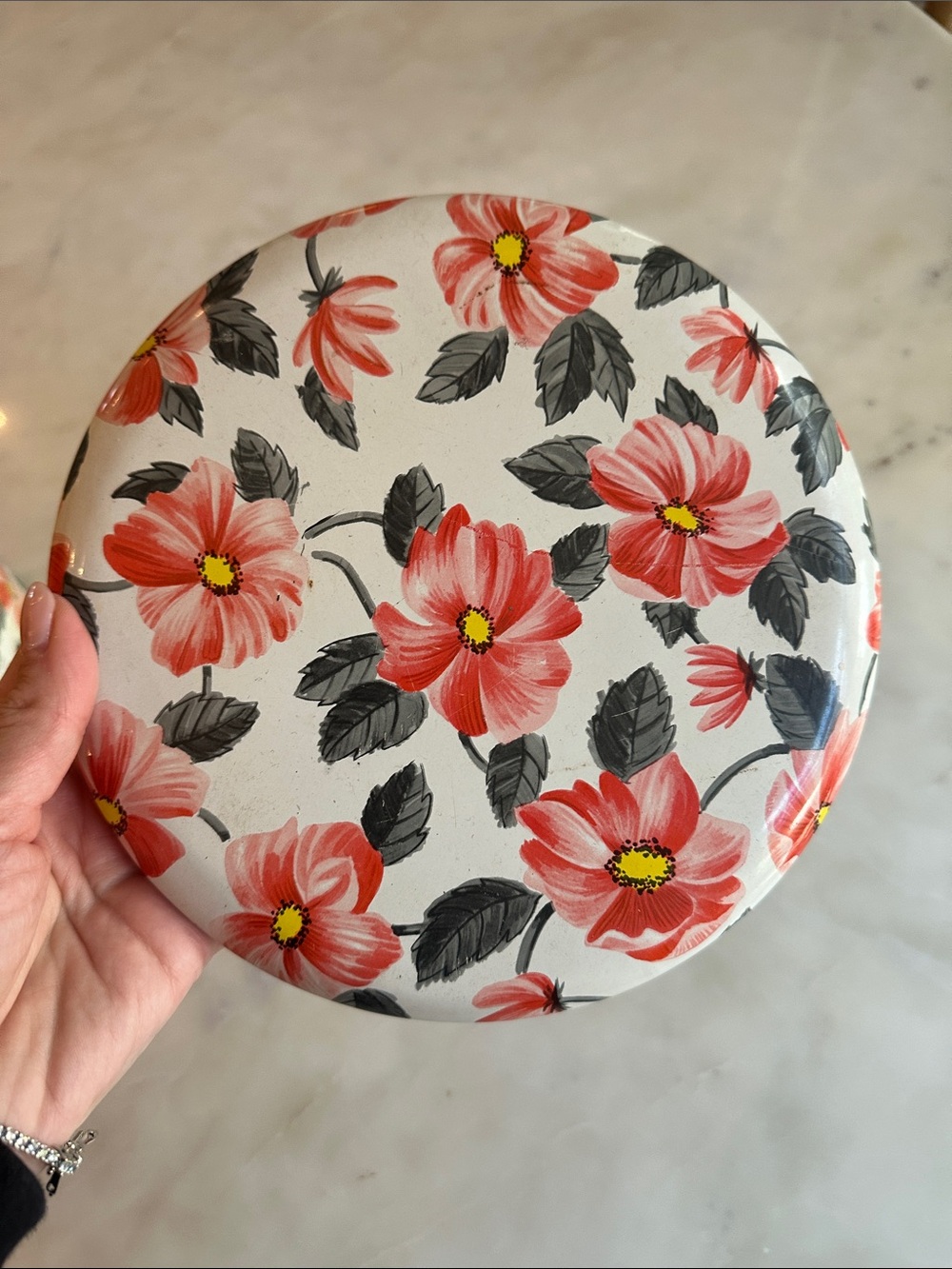 Vintage Floral Tin 8" x 3" Decorative Collectible Storage